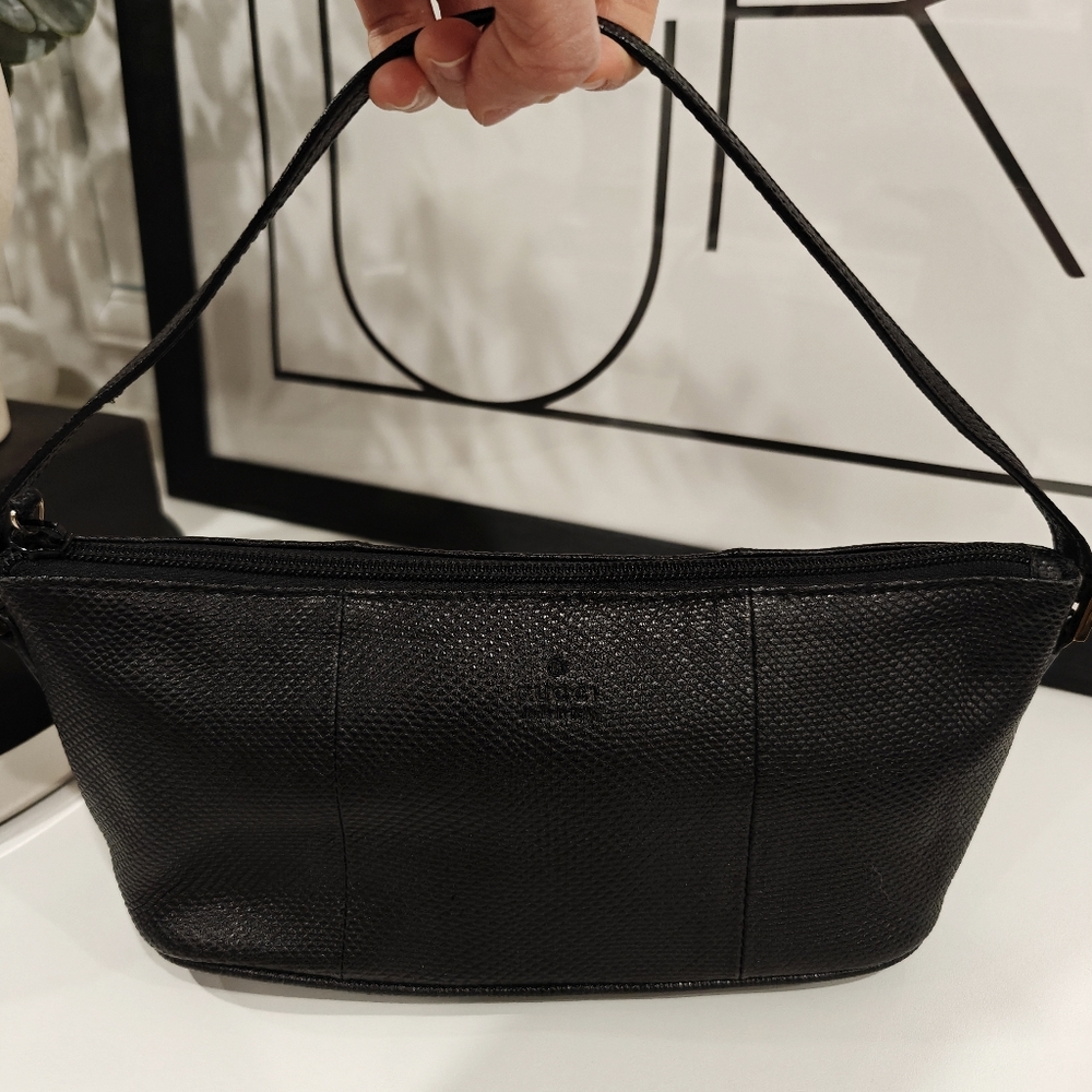Gucci Black Leather Baguette Bag